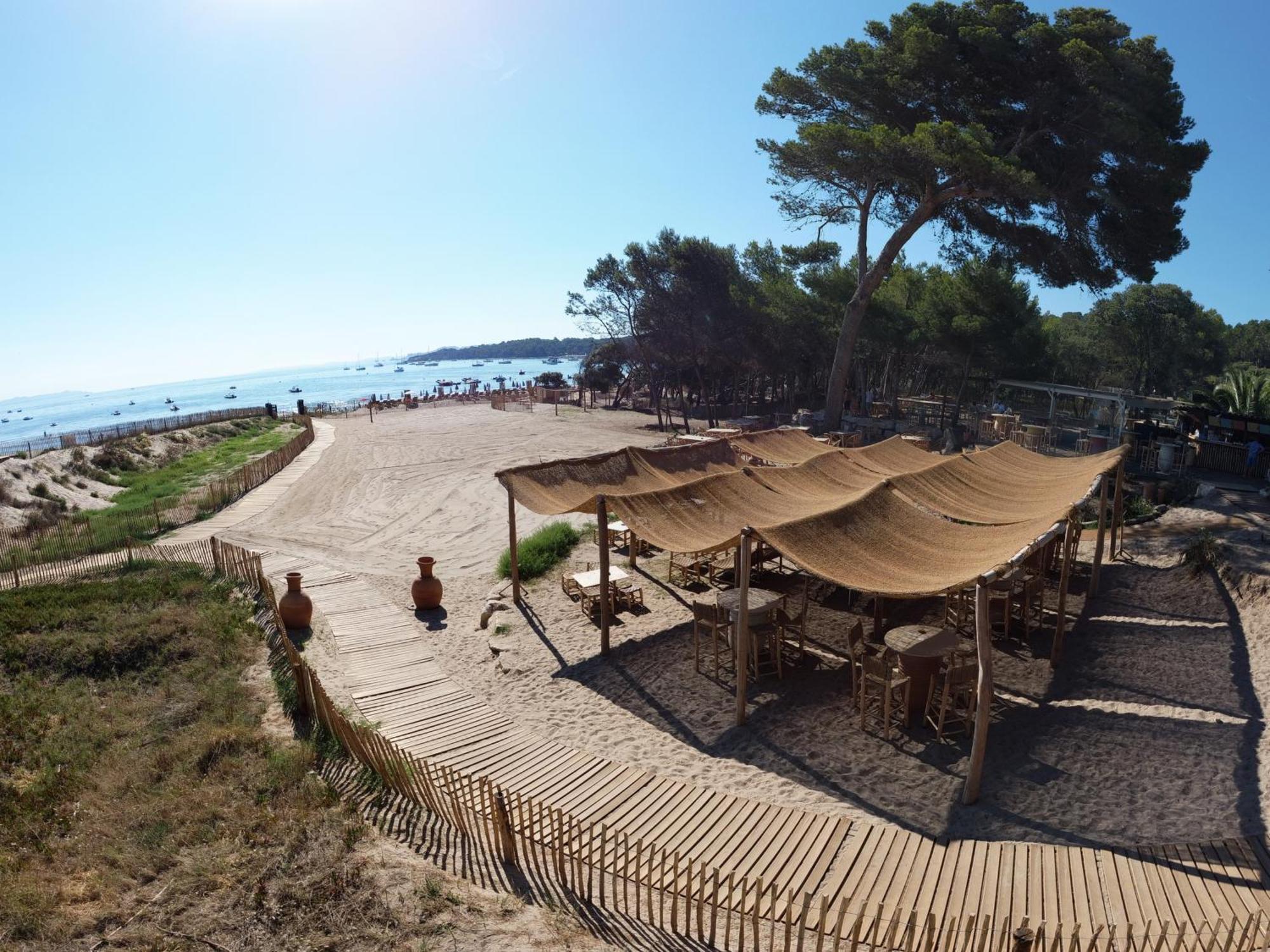 Le Domaine De La Mer - Beach Hotel Nature&Authenticite อิแยร์ ภายนอก รูปภาพ